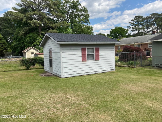 111 Belmont Drive, Greenville, NC 27858 — photo 12