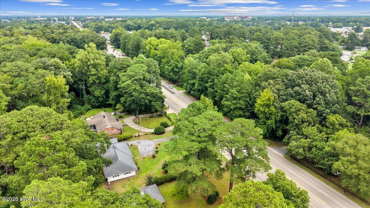 2610 Evans Street, Greenville, NC 27834 — photo 2