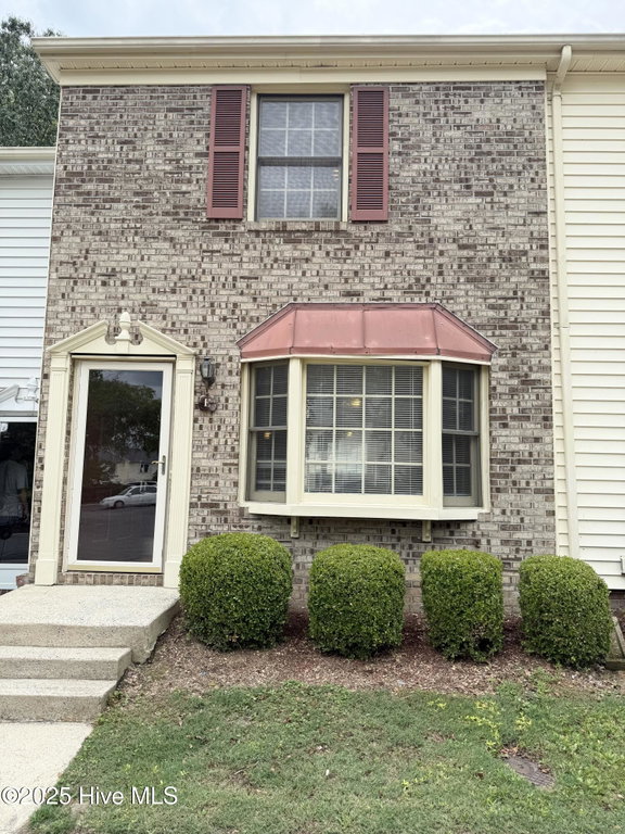 2907 Cedar Creek Road E, Greenville, NC 27834