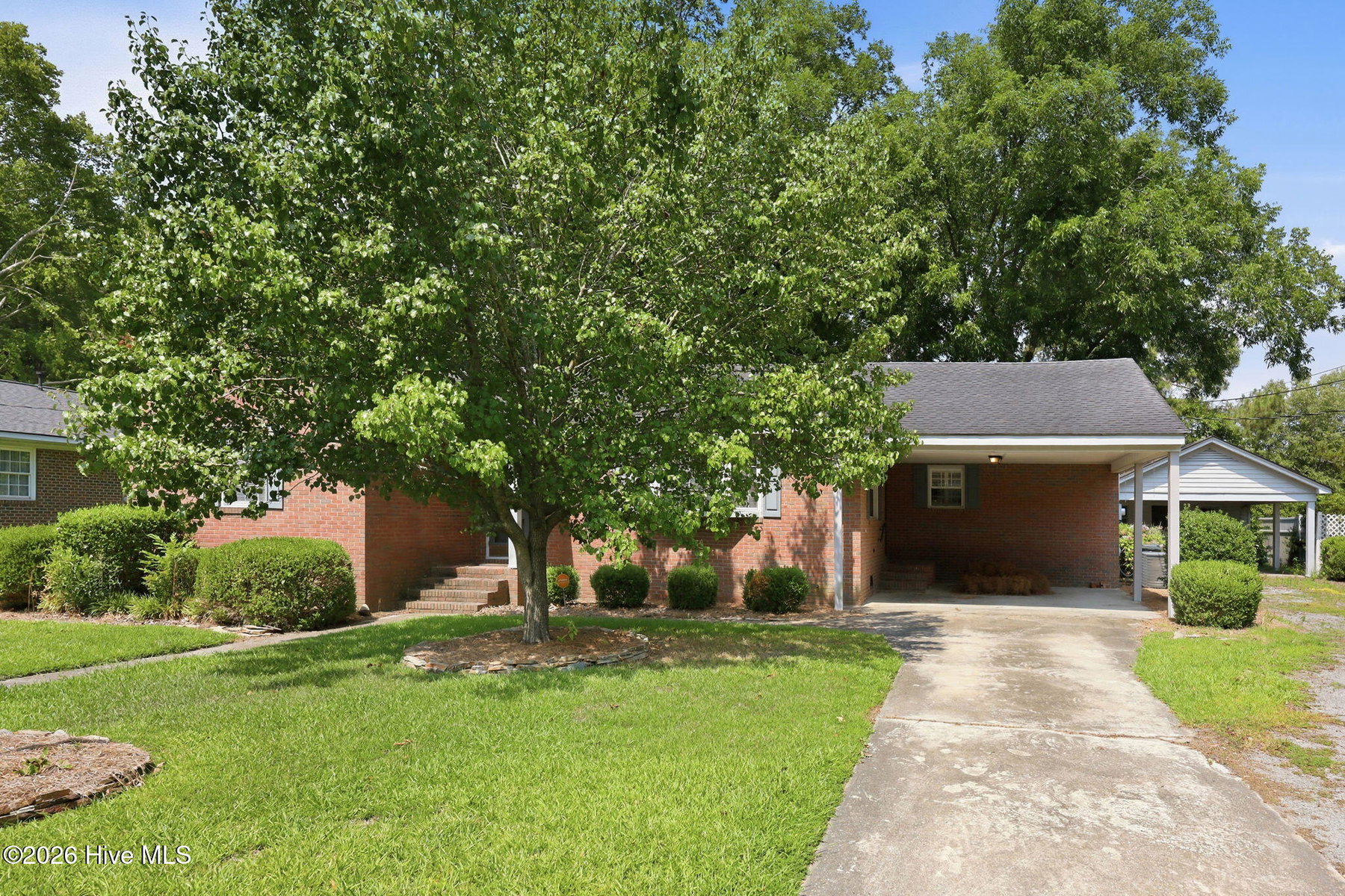 3284 N Walnut Street, Farmville, NC 27828 — photo 4