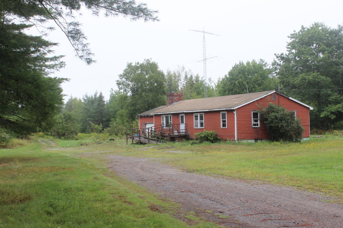 498 Old County Road Pembroke