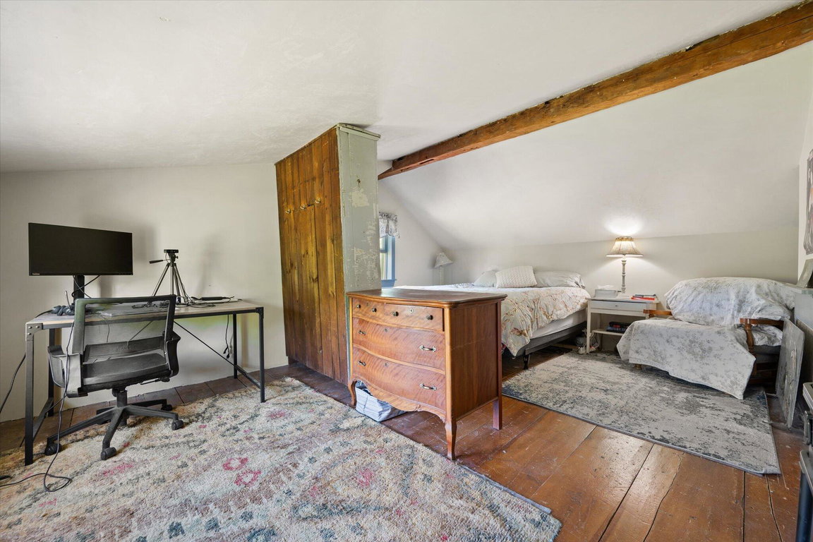 58-Bedroom