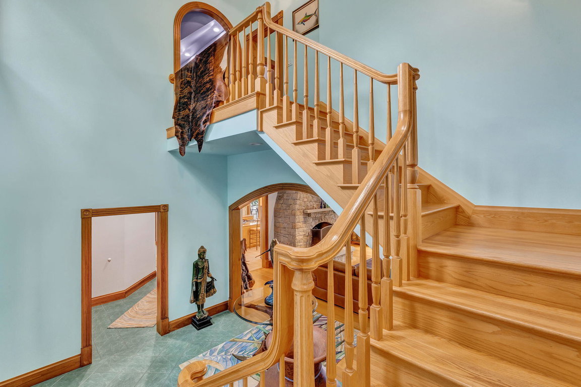 27-web-or-mls-1197-bay-rd