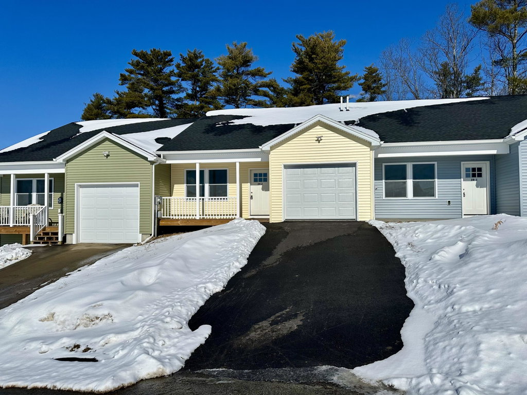 29 Village Circle Augusta