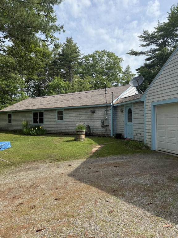 56 Gross Neck Road Waldoboro