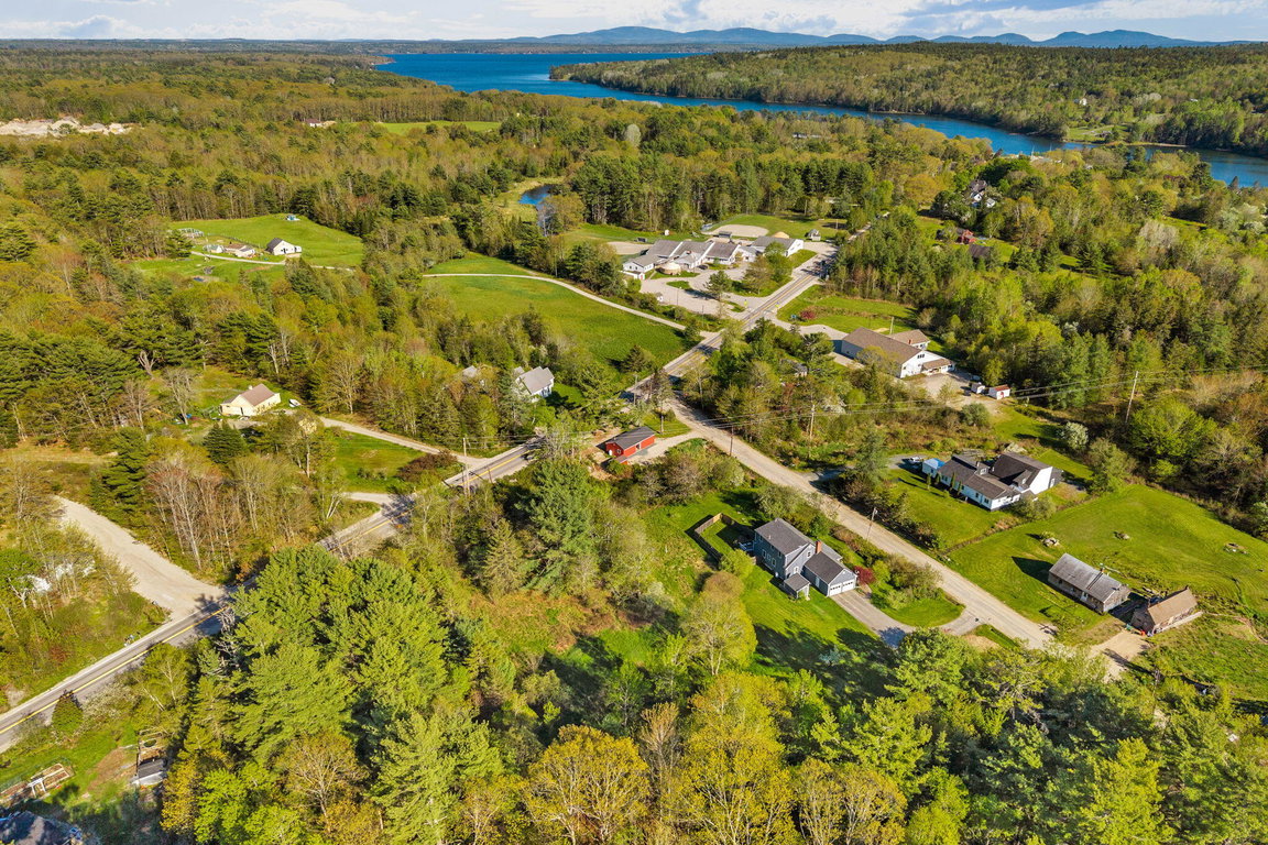 46-web-or-mls-727-n-bend-rd
