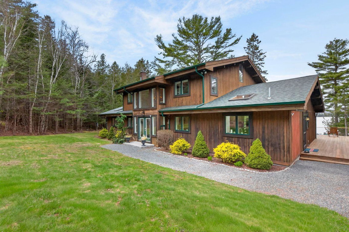 24 Split Rock Way Penobscot