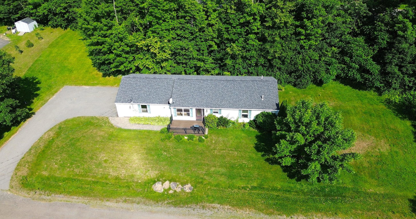 22 Eric Road Vassalboro