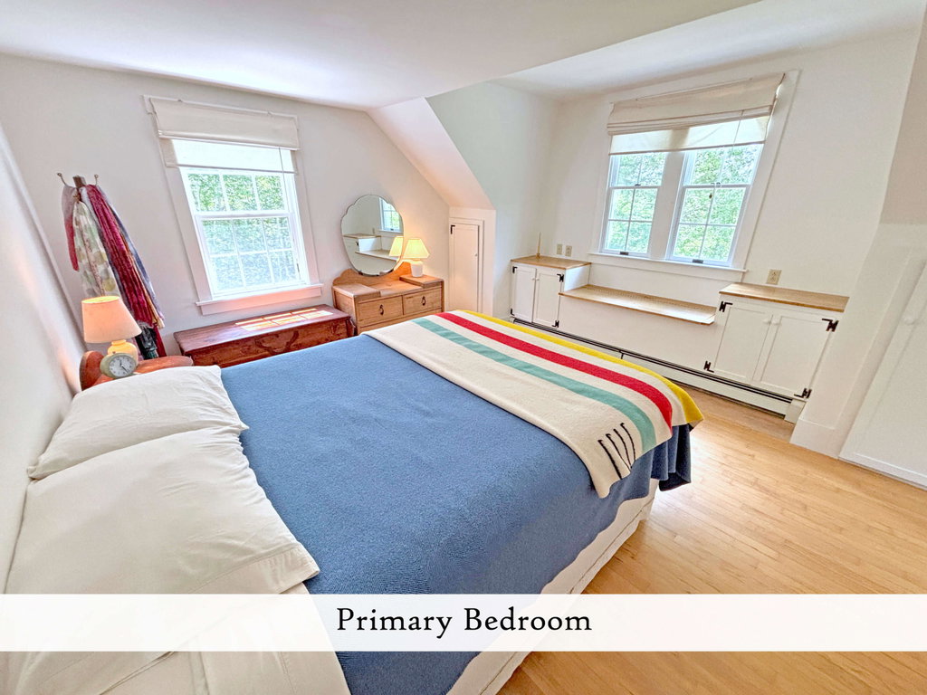 Primary Bedroom (2), label