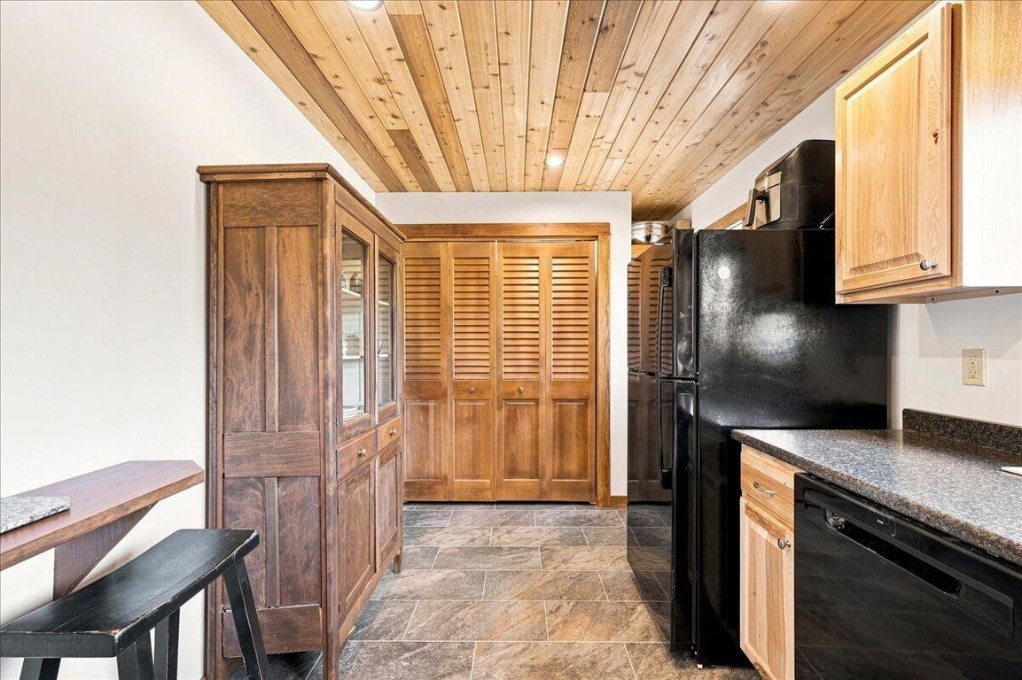 12-283 Dow Rd (8 of 46)