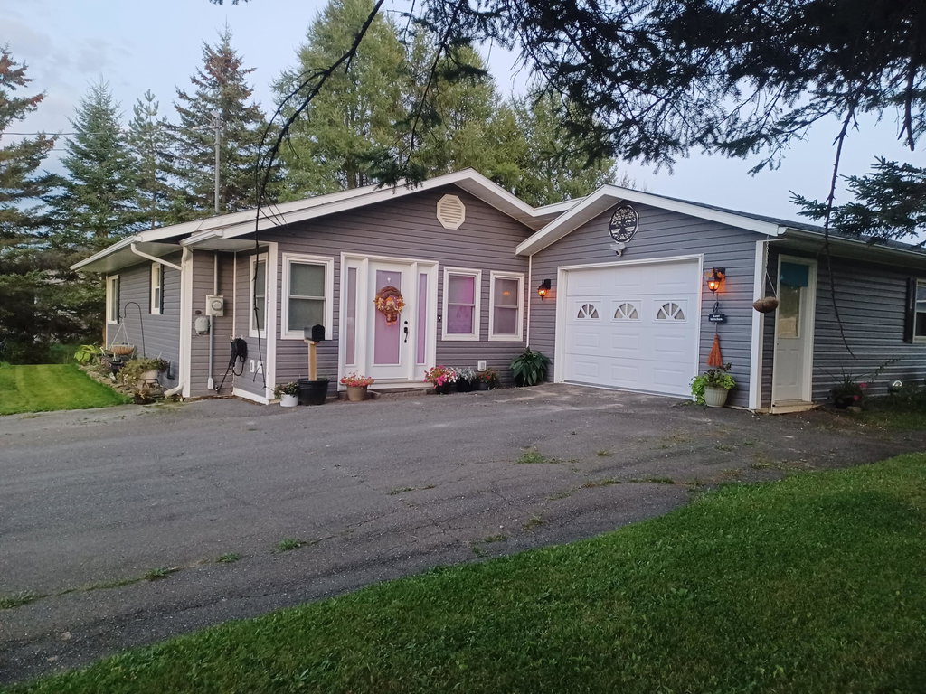 107 Morse Street Van Buren