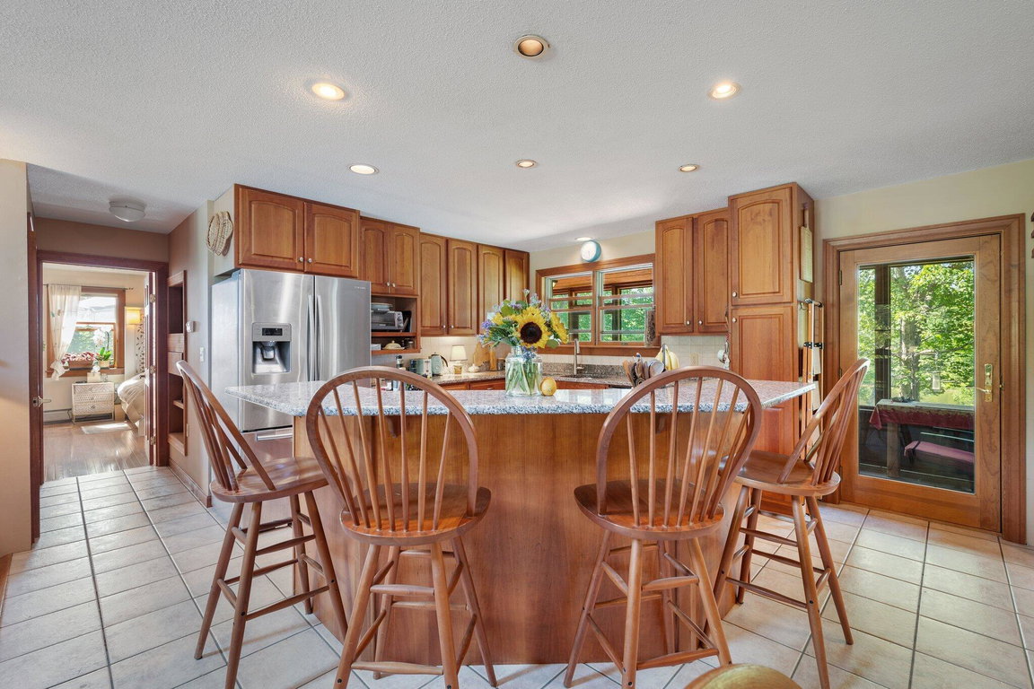 31 Hallbrook Way