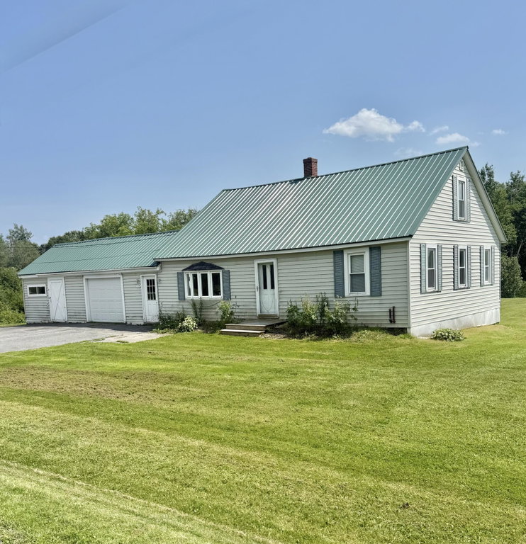 1080 New Sweden Road Woodland