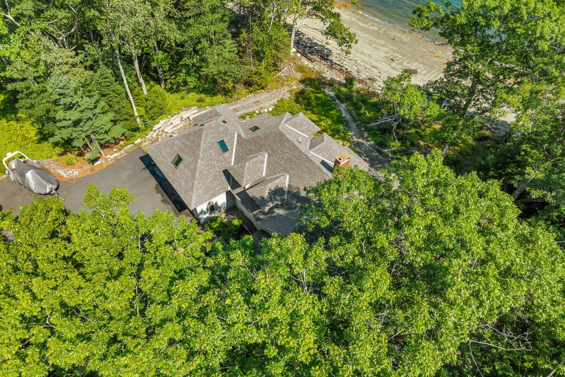 104-web-or-mls-1197-bay-rd