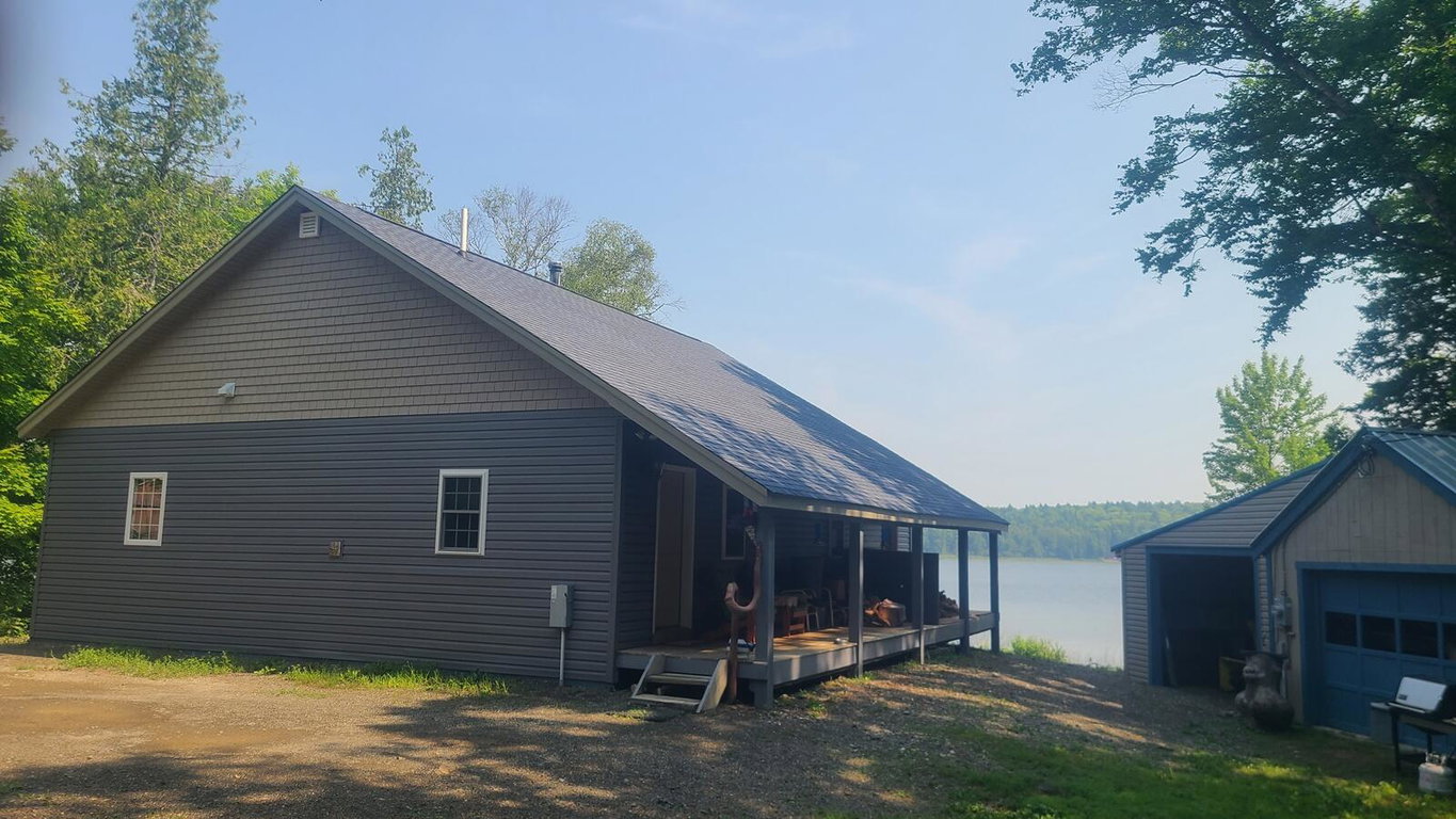 792 West Road Portage Lake