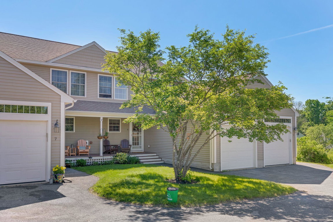 37 Ethel Avenue Westbrook