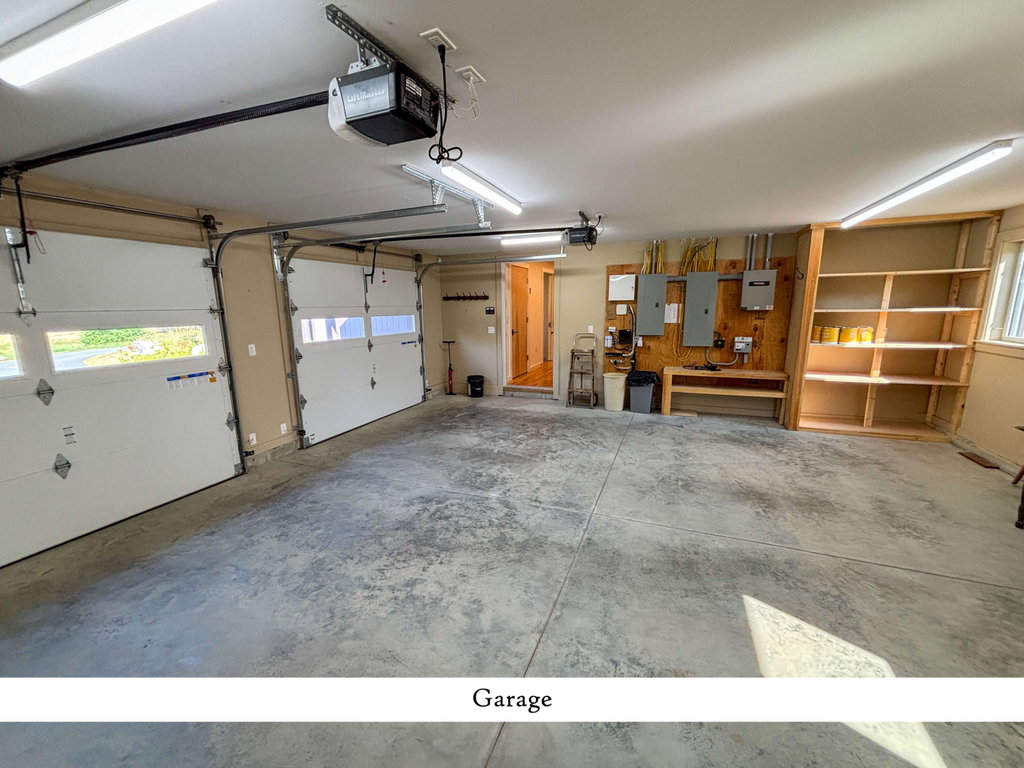 Garage (1), label