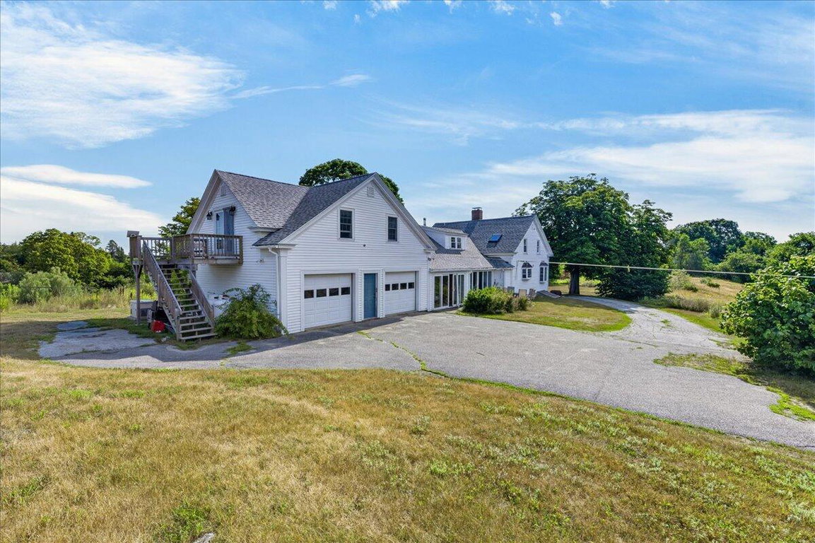 21-22 Christy Hill Rd-24