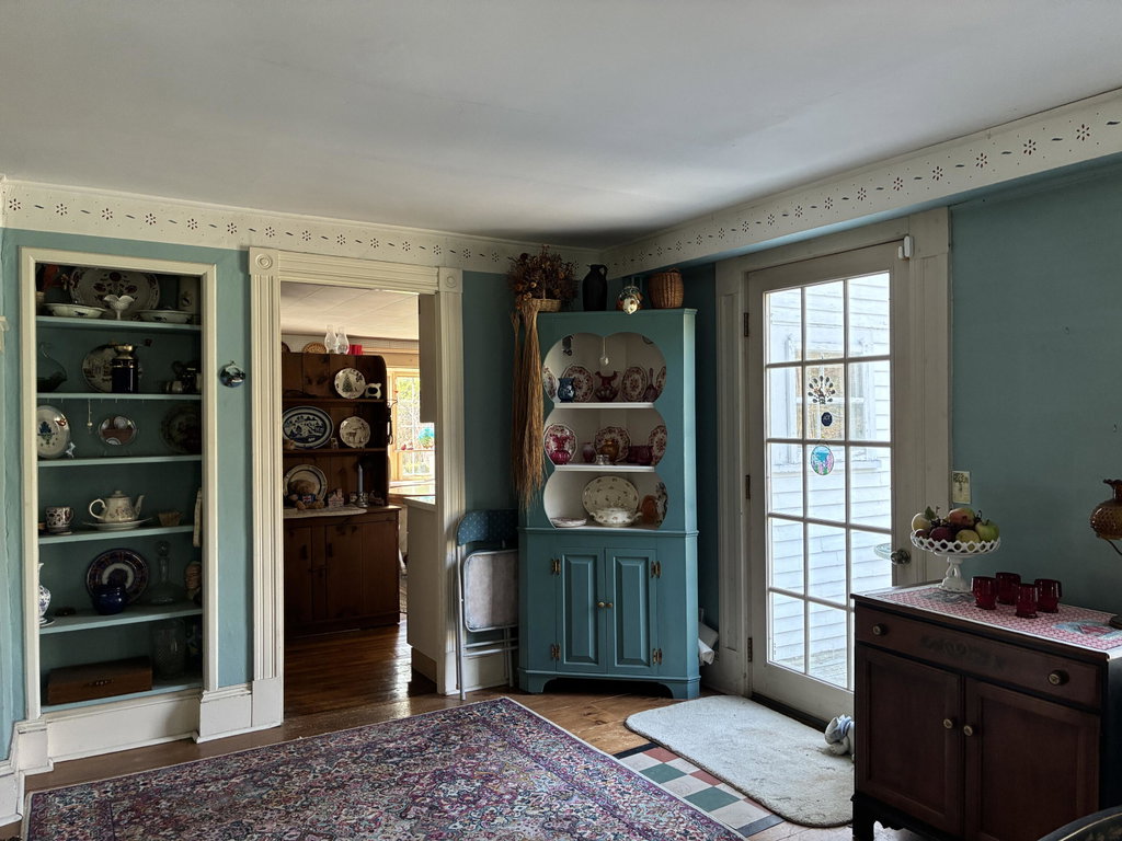 Door to back patio from dining room.