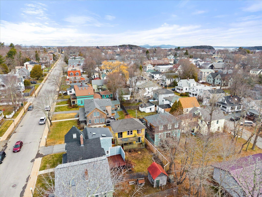 15-78 Ledgelawn Ave