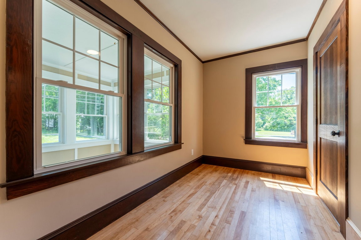 292Main_023