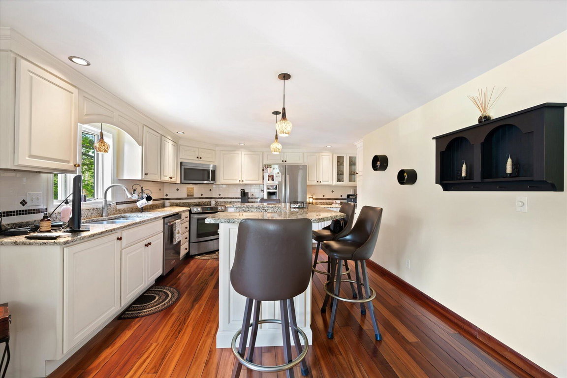 19-Kitchen