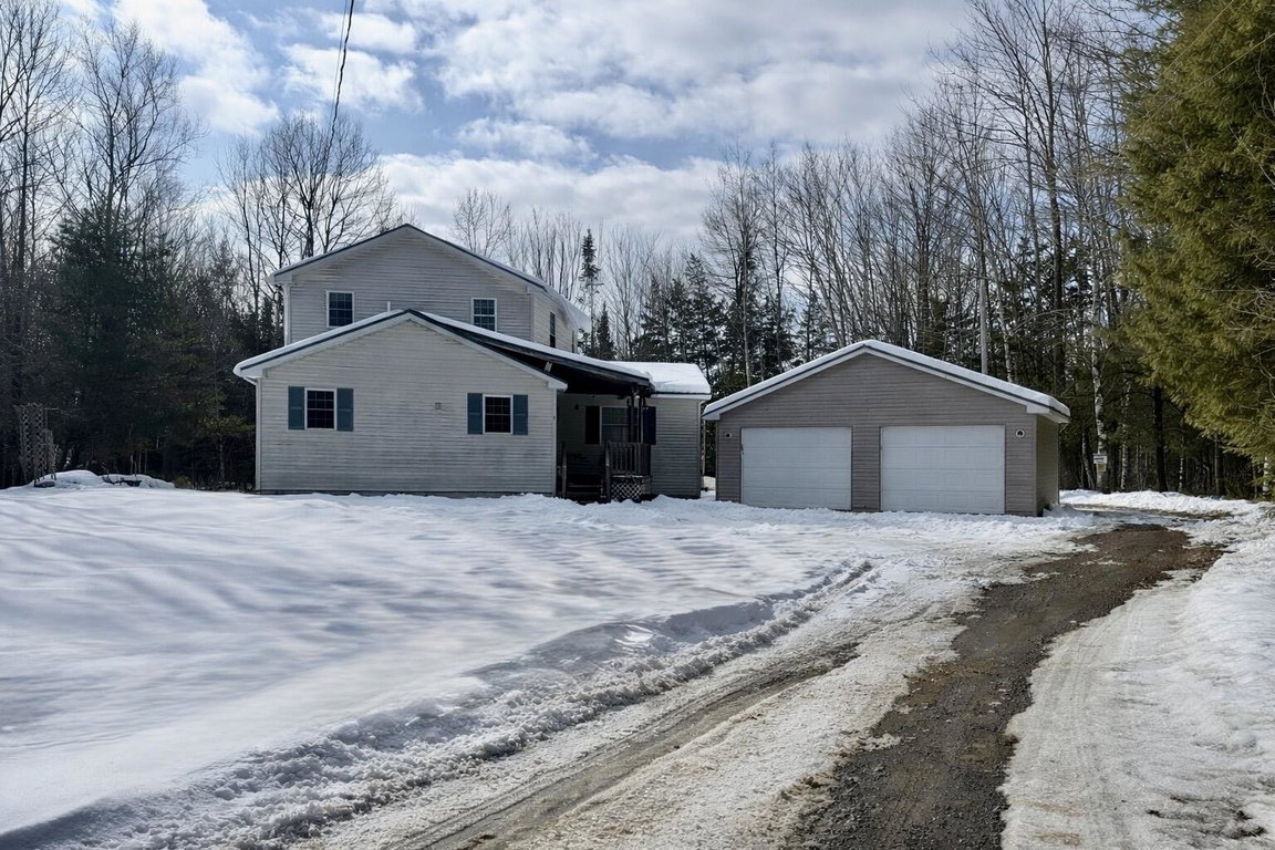 8 Martins Lane Glenburn