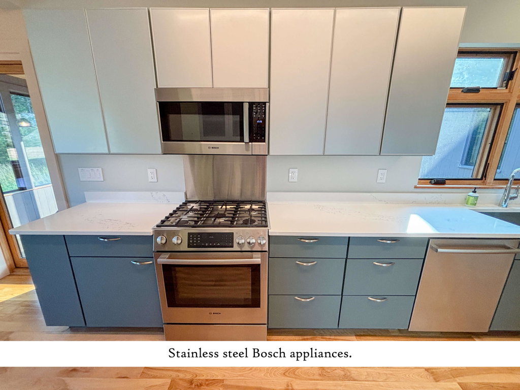 Kitchen (6), label