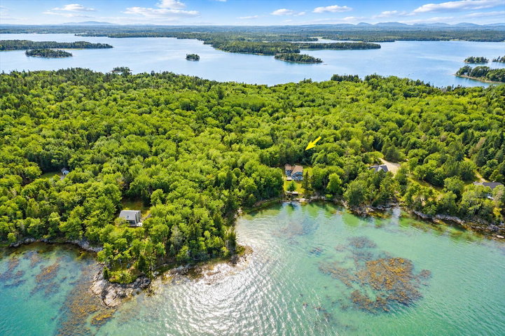 562 Rays Point in Milbridge, Maine
