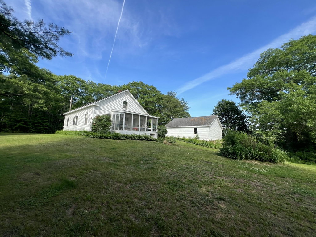 110 Lebanon Road Winterport