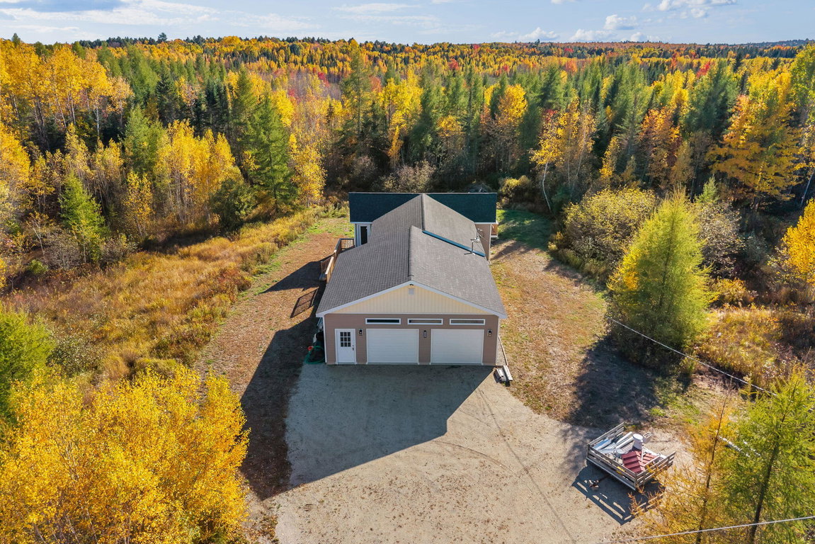 38-web-or-mls-1212-eastbrook-rd