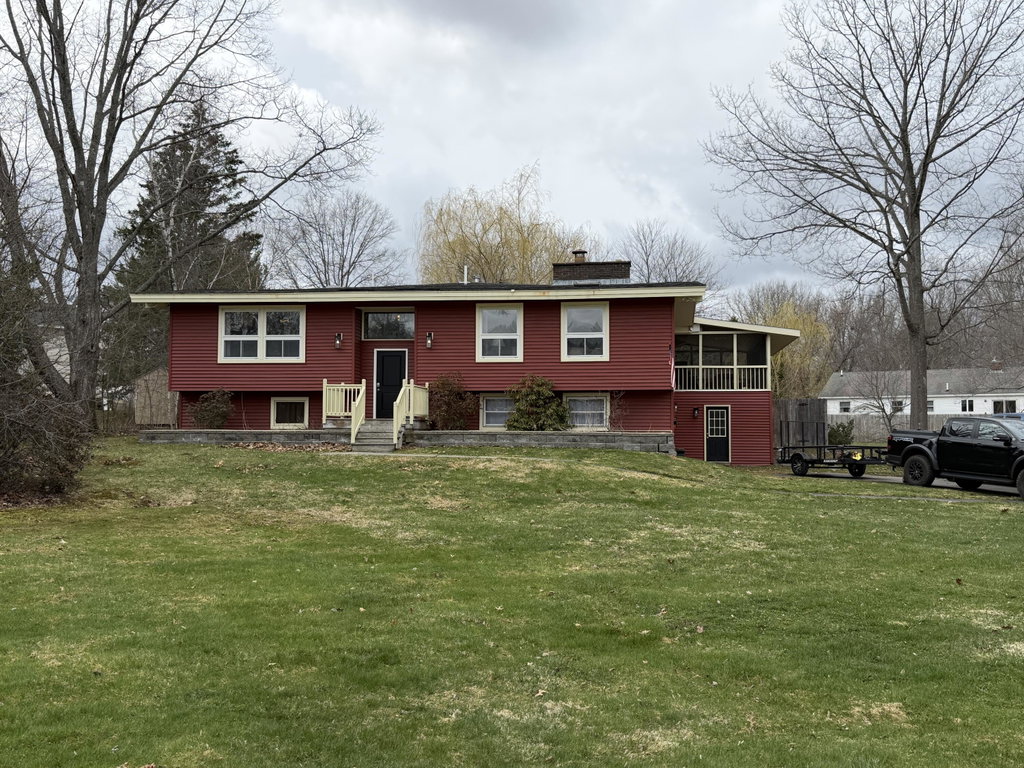 296 Howard Street Bangor