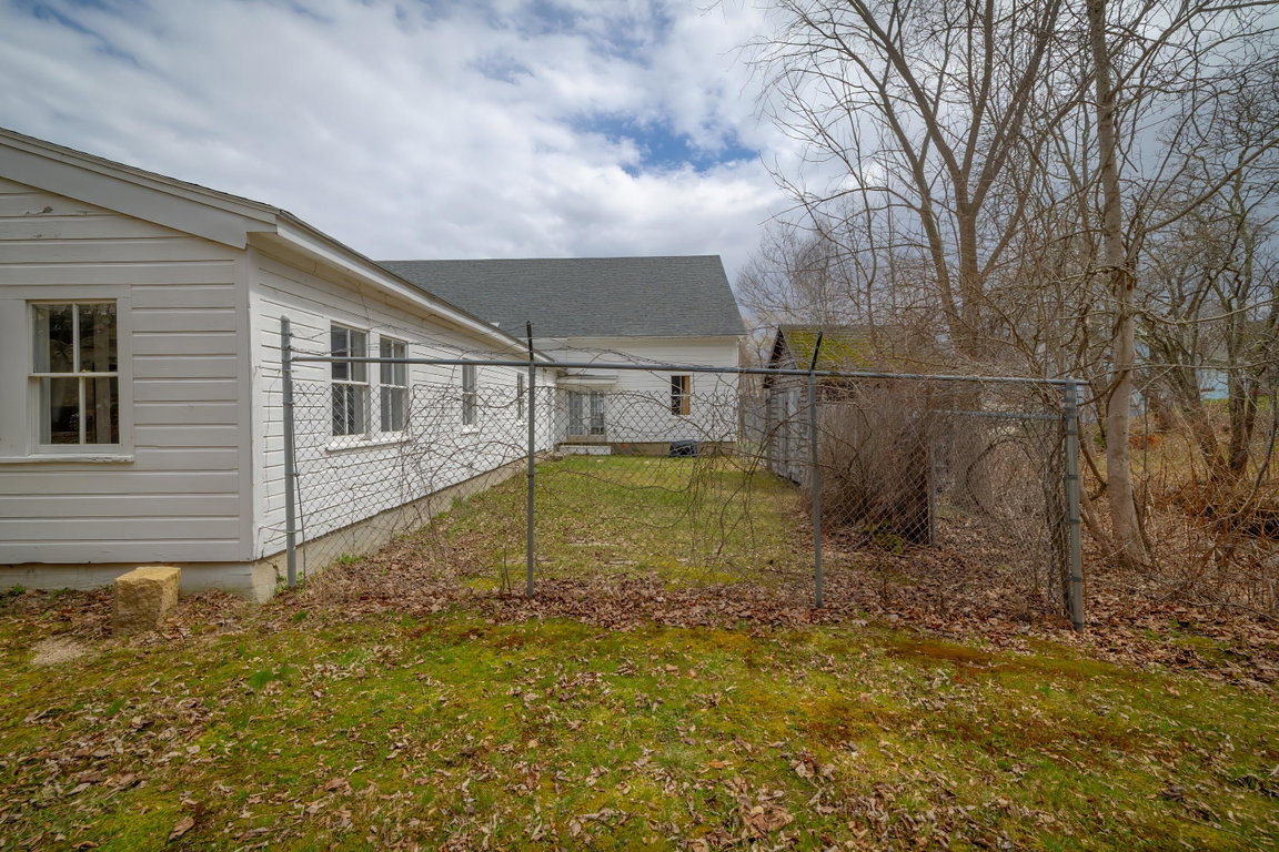 18-33-37 Water Street-DTP