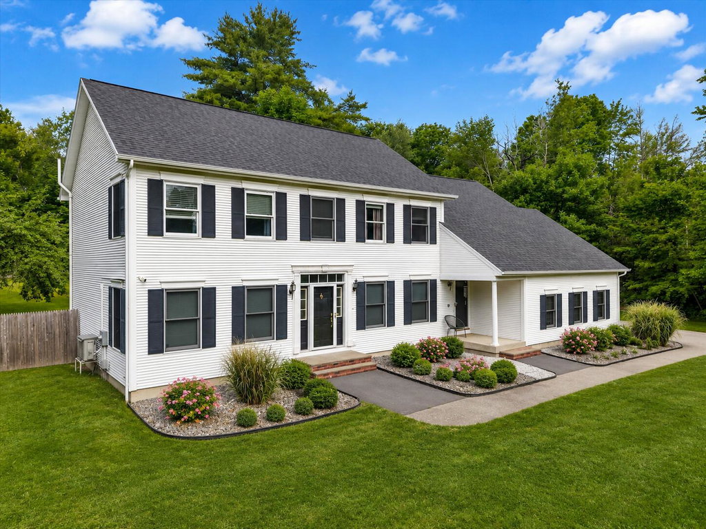 54 Trillium Trail Bangor