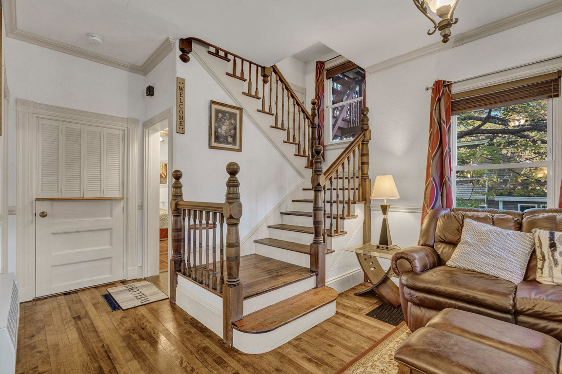 10-web-or-mls-11-high-st