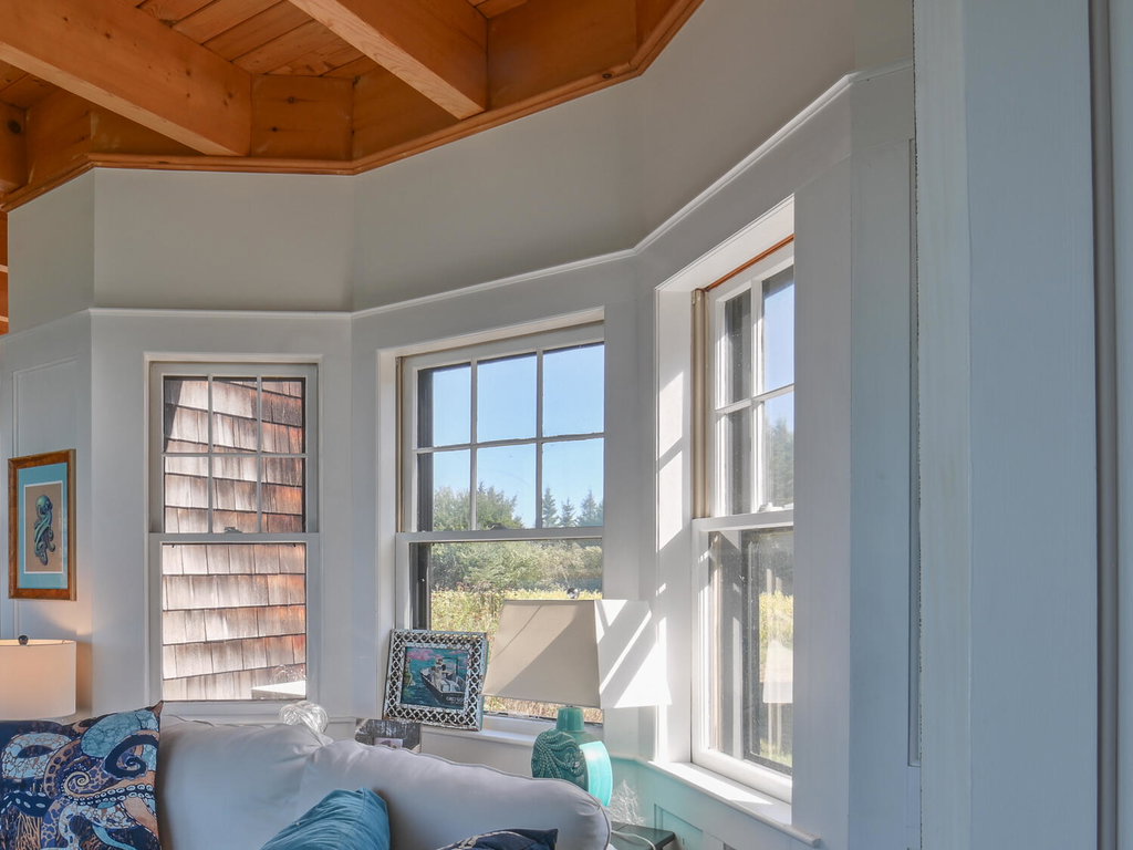 Bay Window