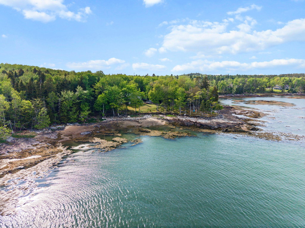 9-web-or-mls-566 Rays Point Rd, Milbridg