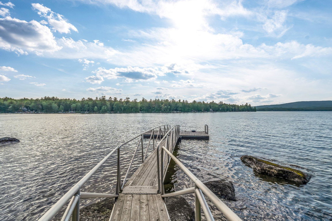 21-web-or-mls-194-branchview-dr