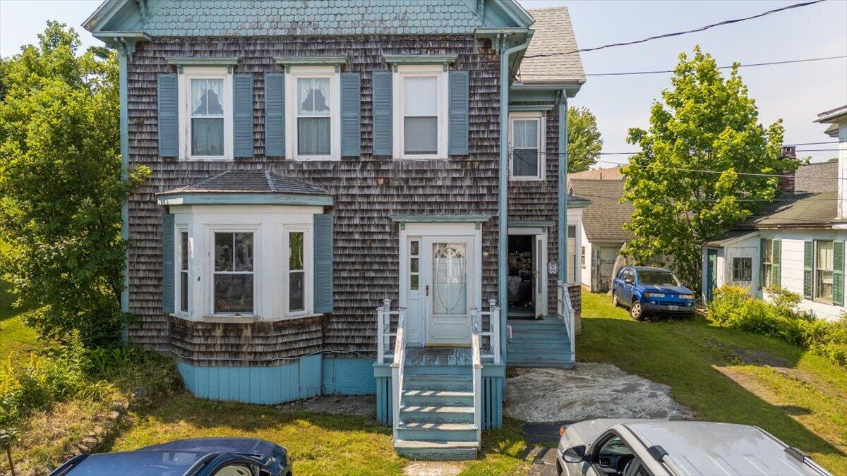 37 Mckown Street Boothbay Harbor