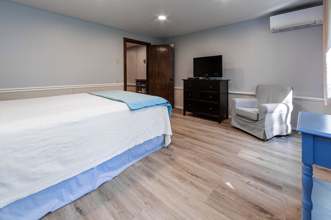 108-Otter-Creek-Interior-3