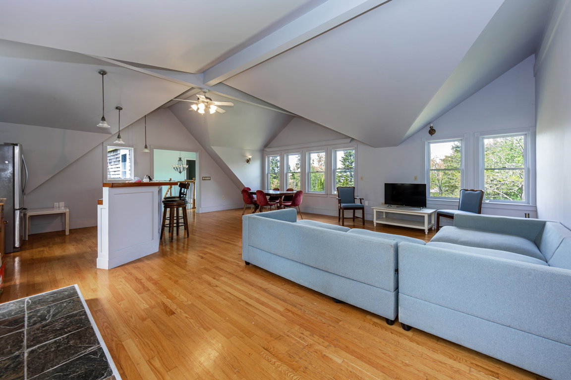2-Ocean-Mist-Interior-5