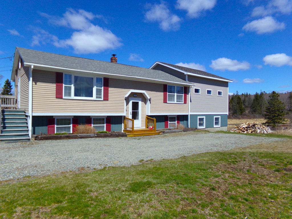 112 Hillcrest Drive Winter Harbor