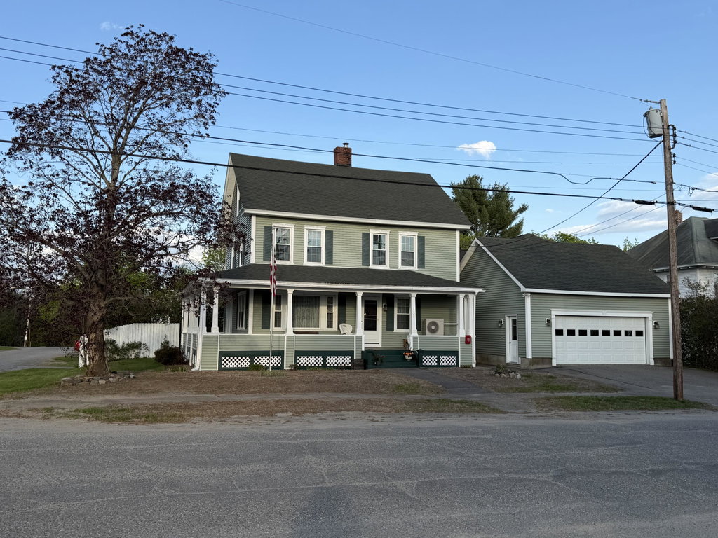 137 Maine Avenue Millinocket