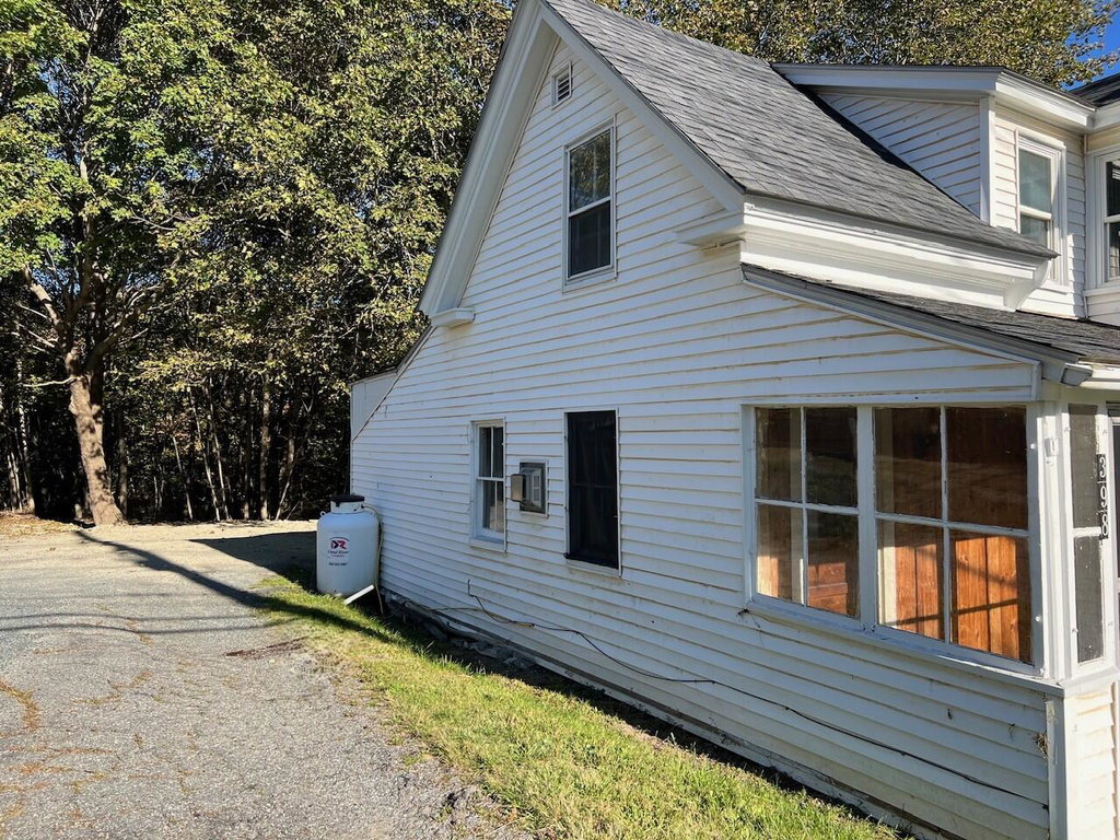 Left/Porch
