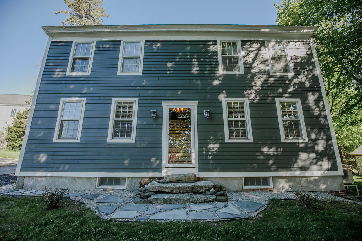 11 Old Western Avenue Winthrop
