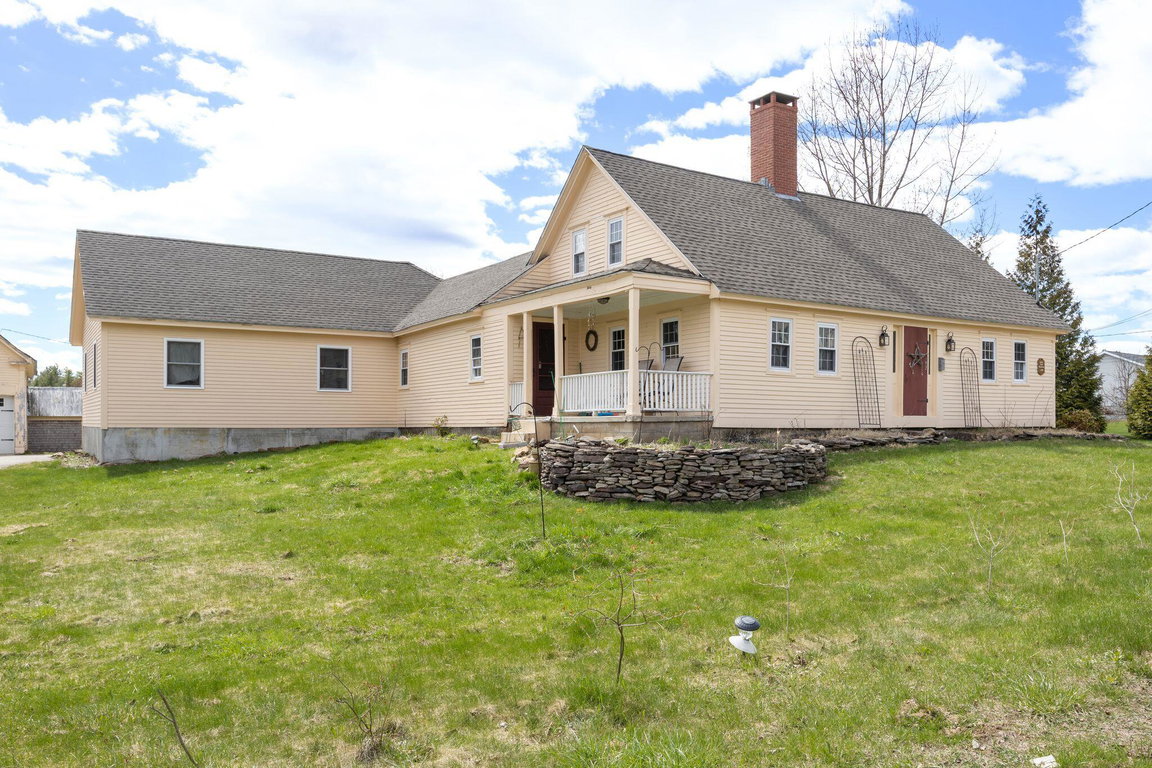 662 Center Road Lebanon