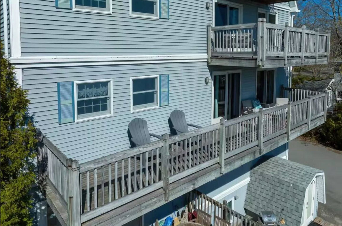 Unit 4 deck