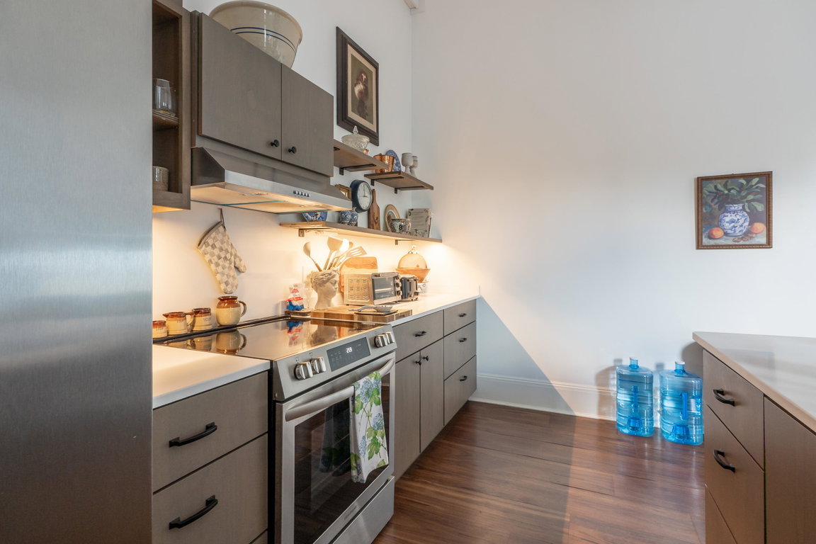 30 Water St. Apt #1