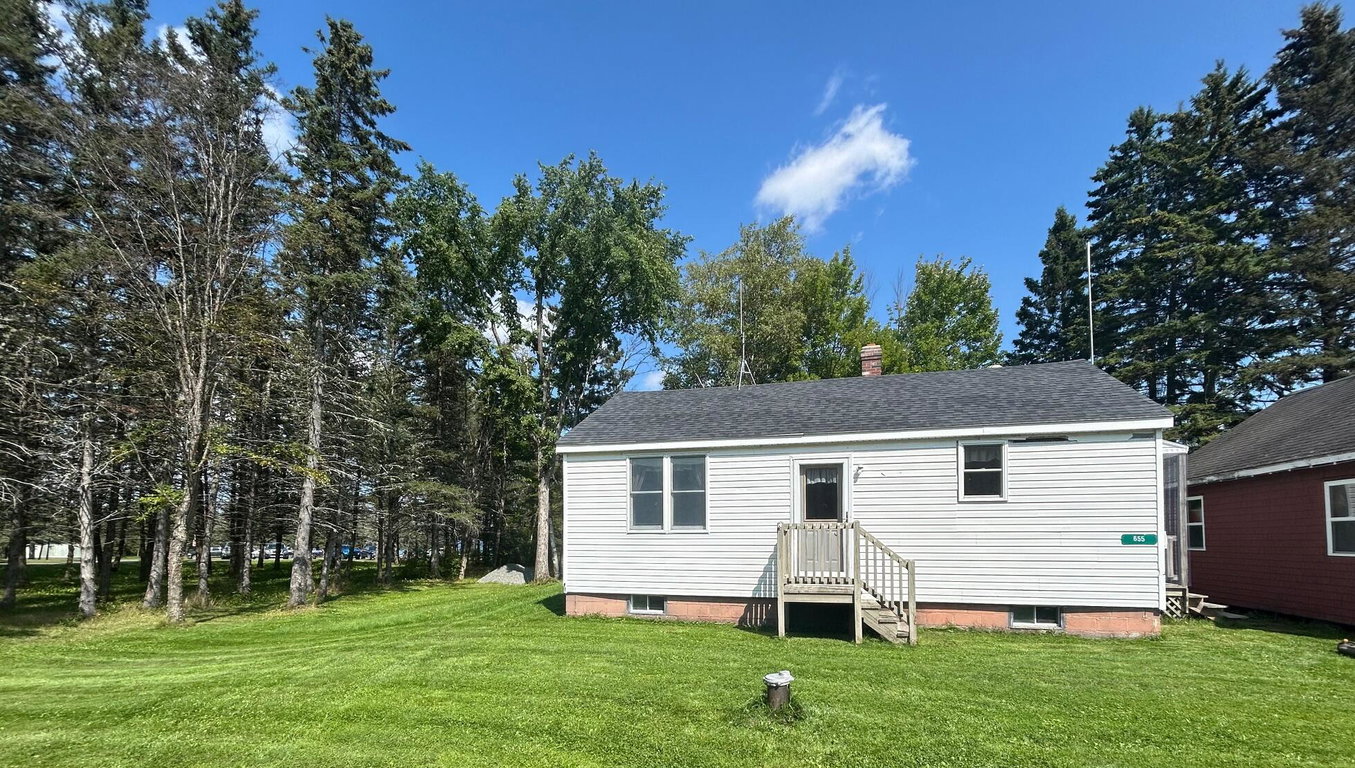 655 Main Street Saint Agatha