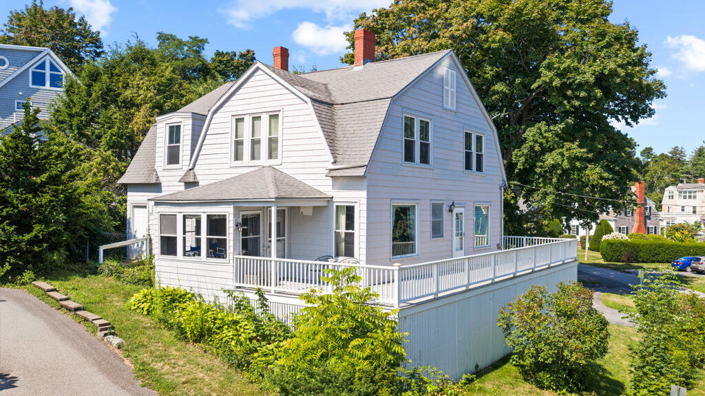 16 Glen Avenue Cape Elizabeth